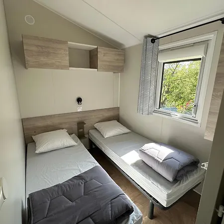 Plein Soleil 营地 卢德